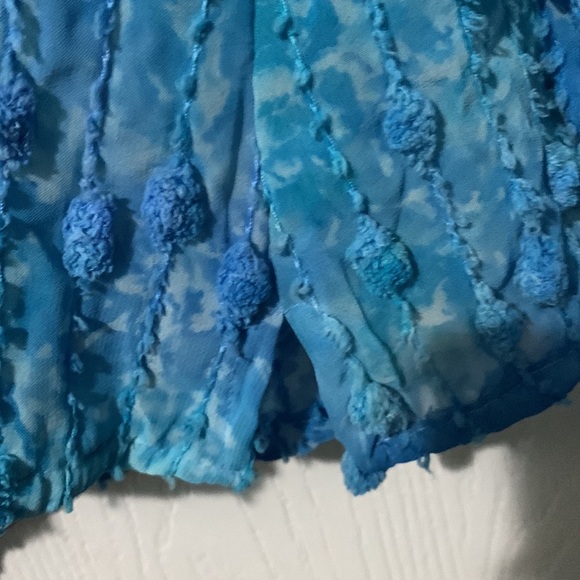 Karen Arnold Woman - Picture 4 of 4